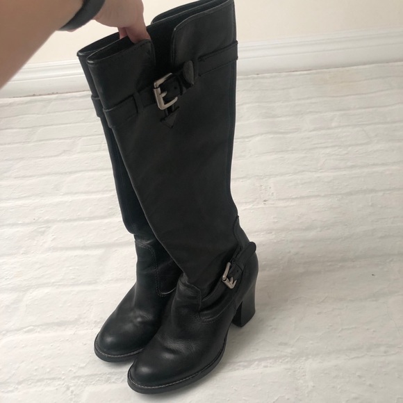 Micheal Kors Black Leather High boots - Picture 2 of 3